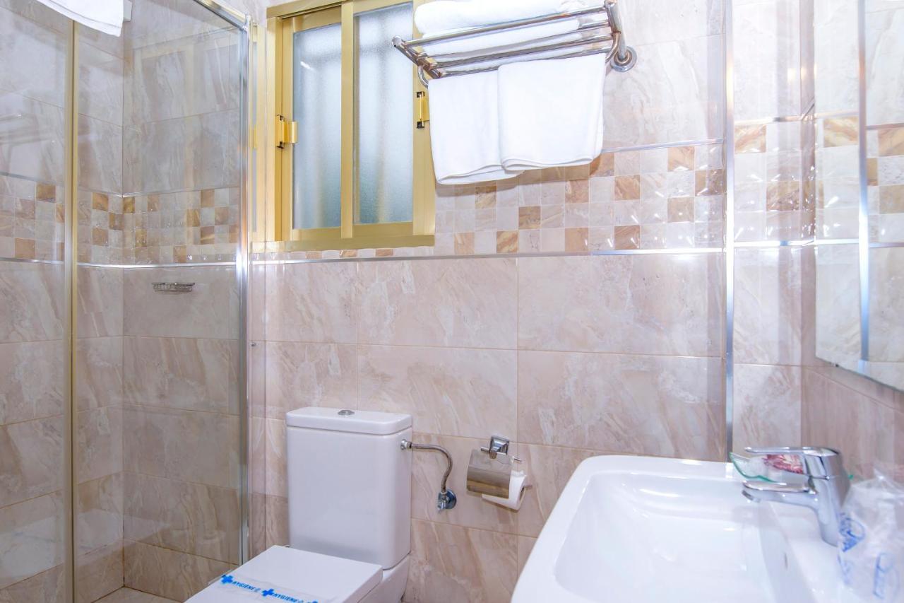 Double or Twin Room Sea View