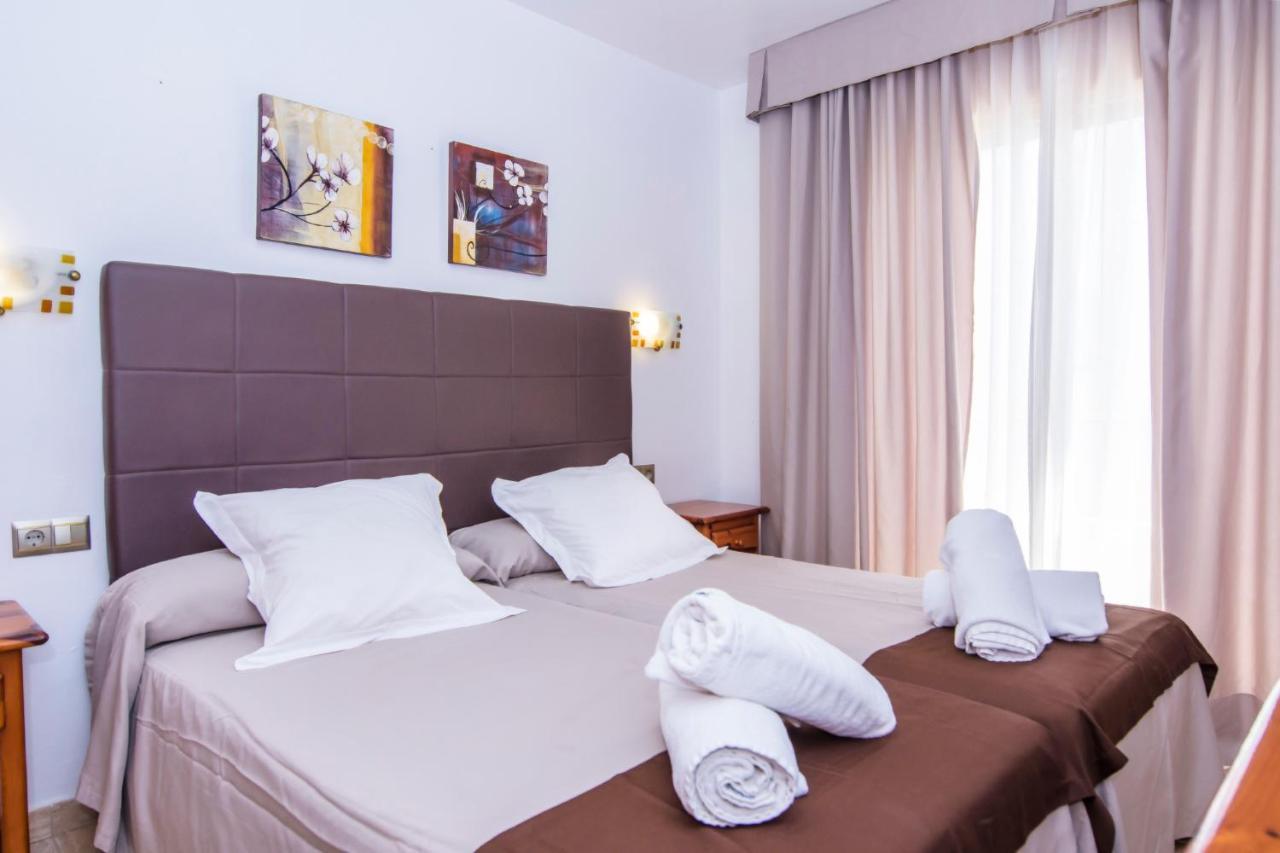 Double or Twin Room Balcony